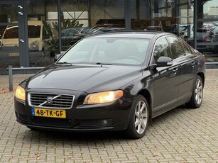 Volvo S80 2.5 T Momentum/Automaat/Leer/Trekhaak (bj 2006)