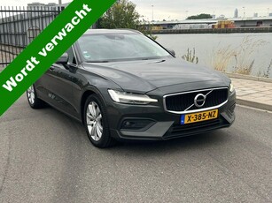 Volvo V60 2.0 D3 Momentum Camera/Leder/Led (bj 2019)