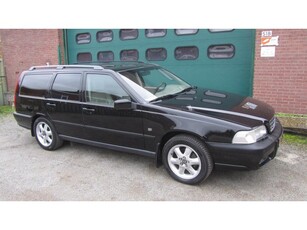 Volvo V70 2.4 T Comfort Line Cross Country