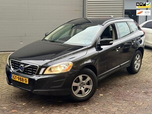 Volvo XC60 2.0 D3 Kinetic / MULTIEMEDIA-NAV / DEALER