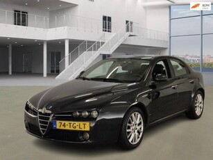 Alfa Romeo 159 2.2 JTS Distinctive NAVI PSENSOR LEDER