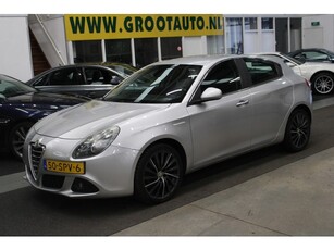 Alfa Romeo Giulietta 1.4 T Distinctive Airco, Leer