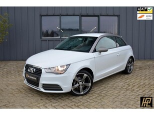 Audi A1 1.2 TFSI Connect / Navi / 17