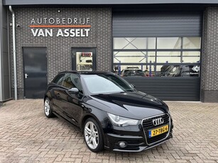 Audi A1 1.2 TFSI Pro Line S-Line Navi , Xenon , Panoramadak