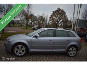 Audi A3 Sportback 2.0 FSI AmbienteLederClimaCruiseLezen!