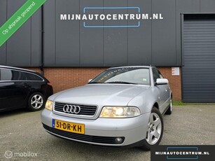 Audi A4 Avant 2.4 V6 Advance / NIEUWE APK / CLIMA