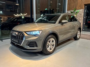 Audi Q3 45 TFSI e Edition, S-tronic, RCamera, Adaptive