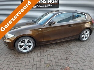 BMW 1-serie 116i Business Line Edition Automaat Clima