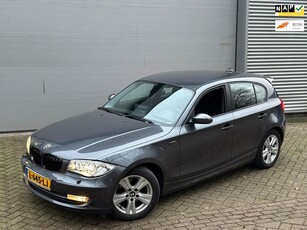 BMW 1-serie 116i Introduction / MULTIEMEDIA-NAVI / NIEUWE