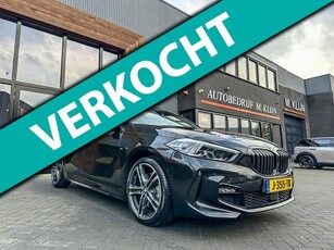 BMW 1-serie 118i Executive aut M Sport/pano/camera/led/18