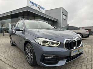 BMW 1-serie 118i Sport line aut Pano-Dak Camera Harman