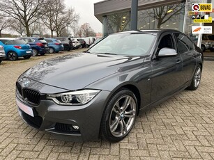 BMW 3-serie 320i High Executive, sport, Automaat, Navi