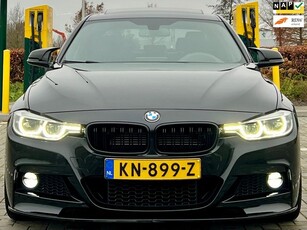 BMW 3-serie 330e M-PERFORMANCE HEADUP/SCH.DAK/APPLEPLAY