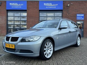 BMW 3-serie Touring 318i Business Line