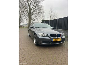 BMW 3-serie Touring 318i Business Line