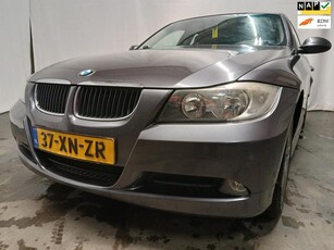 BMW 3-serie Touring 318i Business Line - Airco - Navi -