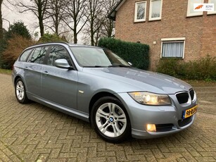 BMW 3-serie Touring 318i Business Line Touring Navigatie