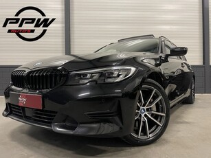 BMW 3 Serie Touring 330e BLACK EDIT.