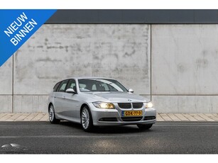 BMW 3-serie Touring 330i Business Line