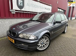 BMW 3-serie Touring 330i Executive // Automaat // Leer //