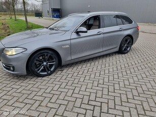 BMW 5-serie Touring 520i AUTOMAAT