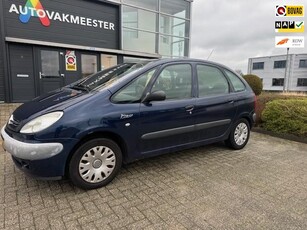 Citroen Xsara Picasso 1.8i-16V Différence 2