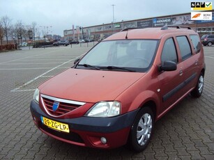 Dacia Logan MCV 1.6-16V Lauréate 7p.