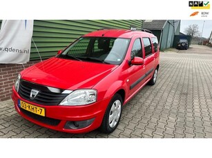 Dacia Logan MCV 1.6 Lauréate 7p. APK Nieuw