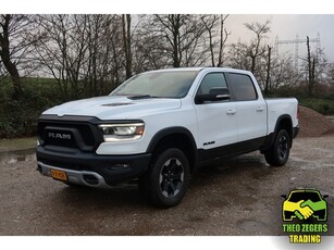 Dodge Ram 1500 5.7 V8 Hemi 402 pk 4x4 CC Rebel (bj 2019)