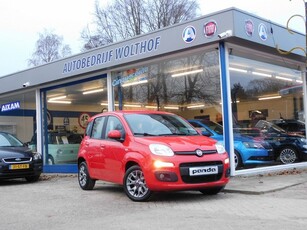 Fiat Panda 1.2 Lounge 23.000 km! 5 zitplaatsen. (bj 2020)