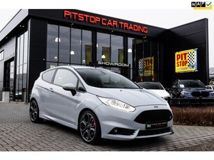 Ford Fiesta 1.6 ST200, 200PK, Camera, Cruise, Navi