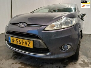 Ford Fiesta 1.6 TDCi Ghia - Airco - WOK - Export - Schade