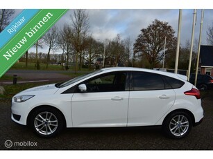 Ford Focus 1.0 Trend 5DRS, 2016AircoCruiseNaviMooi!