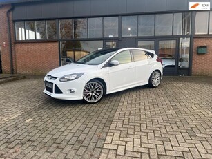 Ford Focus 1.6 EcoBoost Titanium, ST/RS, 150PK