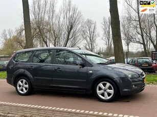 Ford Focus Wagon 1.6-16V Futura AIRCO!LMVELGEN!APK!KOOPJE!