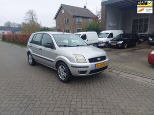 Ford Fusion 1.6-16V Trend