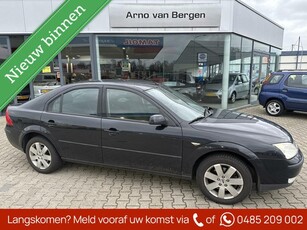 Ford Mondeo 1.8-16V Futura, climatronic, cruisecontrol