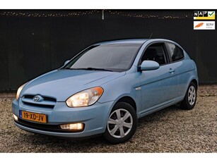 Hyundai Accent 1.4i Dynamic/AIRCO/ABS/ LAGE KILOMETERSTAND