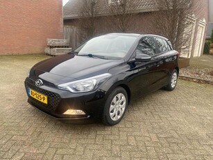 Hyundai I20 1.1 CRDi Essence ( diesel )