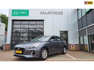 Hyundai I30 1.0 T-GDI Comfort Navigatie-All weather banden.