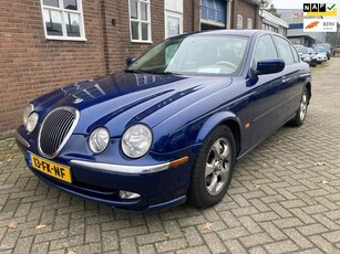 Jaguar S-type 3.0 V6 Executive Bj 2000 YOUNGTIMER Leer