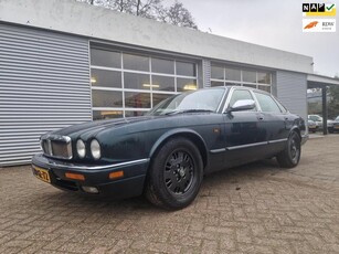 Jaguar Sovereign 4.0 ( AUTOMAAT)