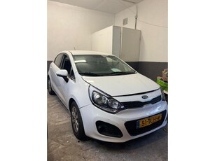 Kia Rio 1.2 CVVT Super Pack Schadeauto met onderdelen