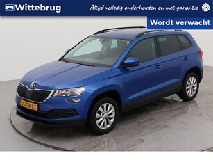 Škoda Karoq 1.5 TSI ACT Business Edition DSG/ Metallic/