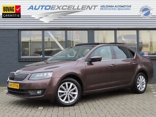 Škoda Octavia 1.0 TSI Greentech Style Business DSG pano