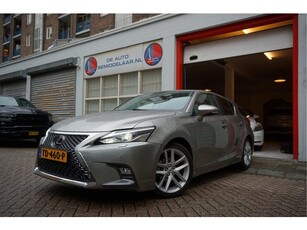 Lexus CT 200h Luxury Line Leer Opendak Adaptive cruise Lane departure Camera Electrisch