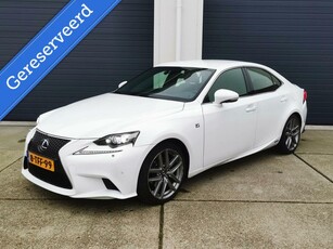 Lexus IS 300h F Sport Mark-Levinson