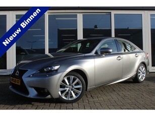 Lexus IS 300h Luxury Line, Cruise Control, Navigatie, Camera, Automaat, Stoelverwarming, Climate Control, PDC V+A, Prijs Is Rijklaar Inclusief 6 Maanden Garantie