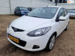 Mazda 2 1.3hp S-VT Executive 5 drs airco