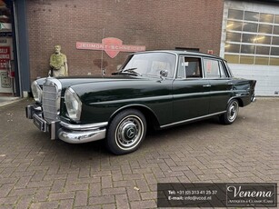 Mercedes-benz 230 s automatic